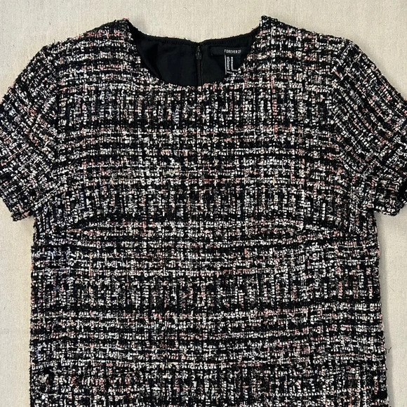 Forever 21 Tweed Short Sleeve Shift Dress Size Medium - Picture 3 of 9